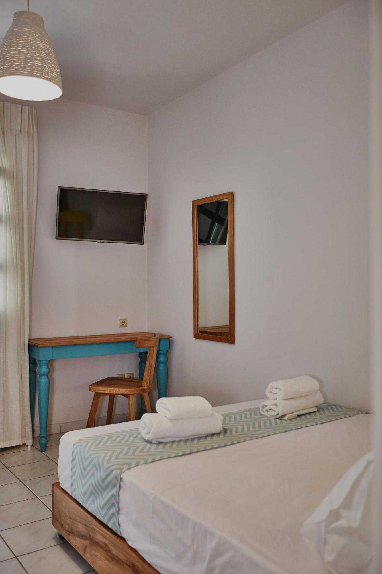 Irene Studios Áyios Pétros Zimmer foto